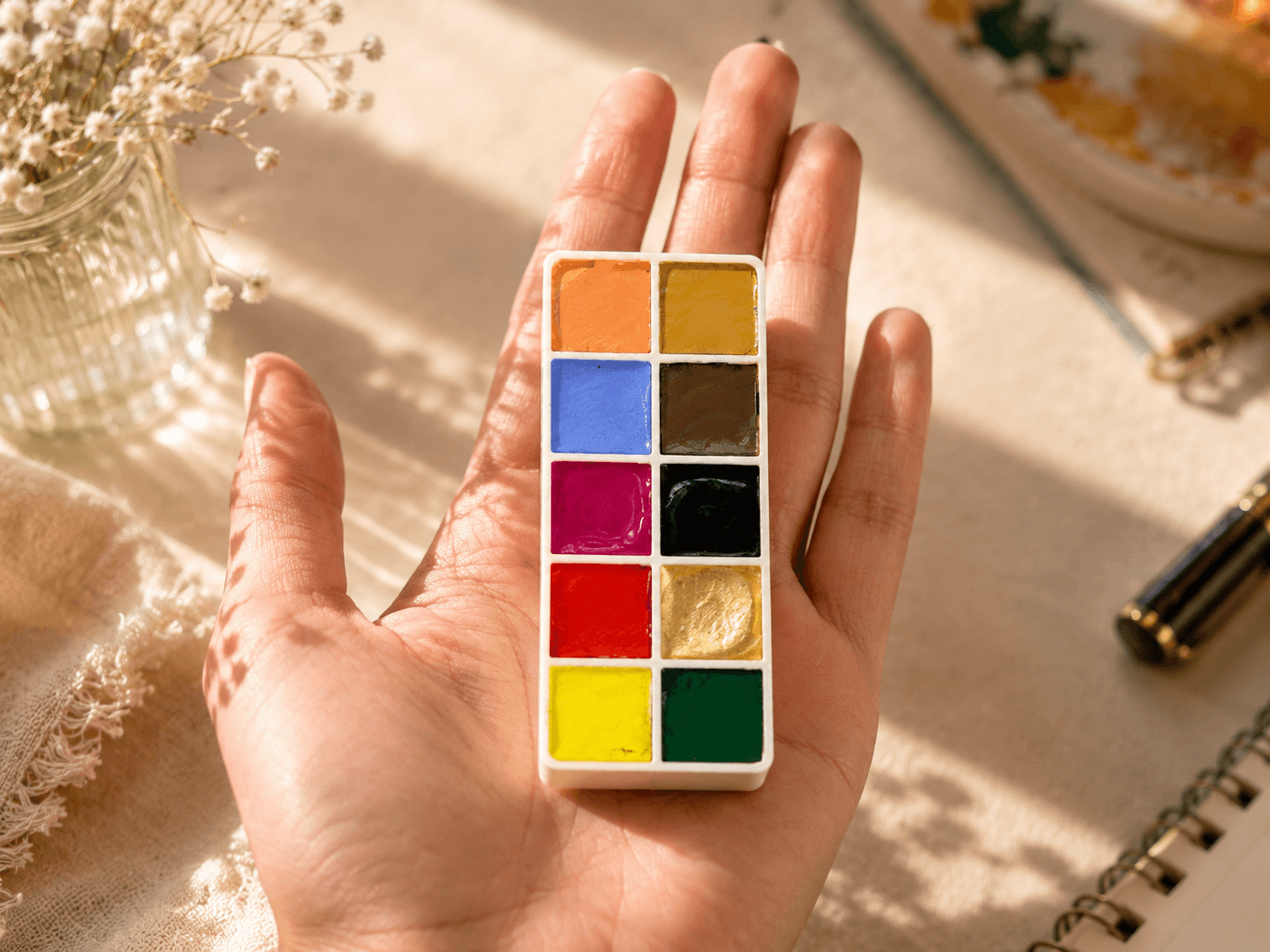 10 colour pans
